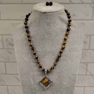 Tigers Eye Necklace And Stud Earrings Set Silvertone